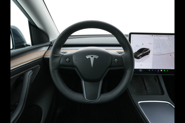Tesla Model Y Long Range AWD 75 kWh [ 3-Fase-11kW ] {SOH-87%} (INCL-BTW) Aut. *PANO | AUTO-PILOT | LEATHER | NAVI-FULLMAP | MATRIX-LED | KEYLESS | CAMERA | DAB+ | HEATED-COMFORTSEATS | PRIVACY-GLASS | TOPVIEW |  19''ALU*