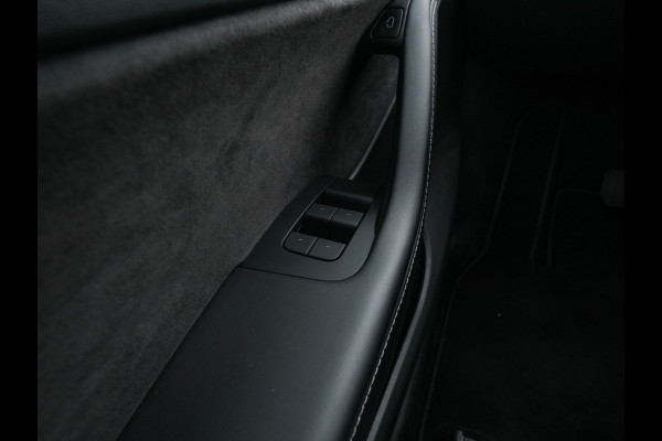 Tesla Model Y Long Range AWD 75 kWh [ 3-Fase-11kW ] {SOH-87%} (INCL-BTW) Aut. *PANO | AUTO-PILOT | LEATHER | NAVI-FULLMAP | MATRIX-LED | KEYLESS | CAMERA | DAB+ | HEATED-COMFORTSEATS | PRIVACY-GLASS | TOPVIEW |  19''ALU*