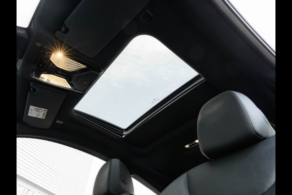 BMW 4 Serie Coupé M440i xDrive - Schuifdak - Parking Ass Plus - Active Cruise Control - Hifi