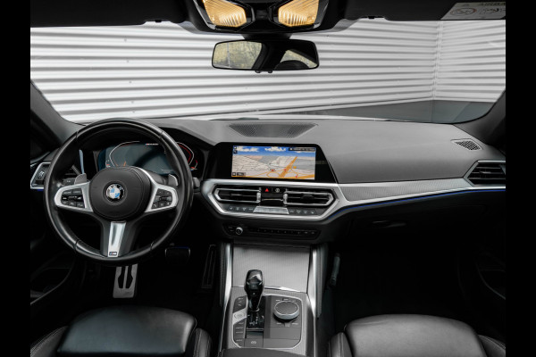BMW 4 Serie Coupé M440i xDrive - Schuifdak - Parking Ass Plus - Active Cruise Control - Hifi
