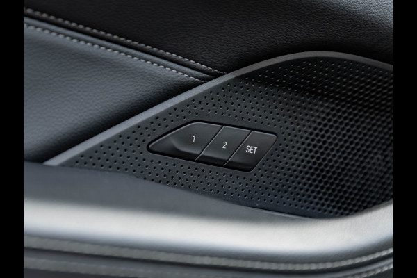 BMW 4 Serie Coupé M440i xDrive - Schuifdak - Parking Ass Plus - Active Cruise Control - Hifi