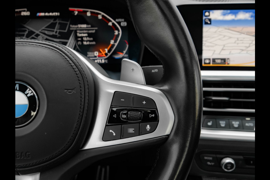 BMW 4 Serie Coupé M440i xDrive - Schuifdak - Parking Ass Plus - Active Cruise Control - Hifi