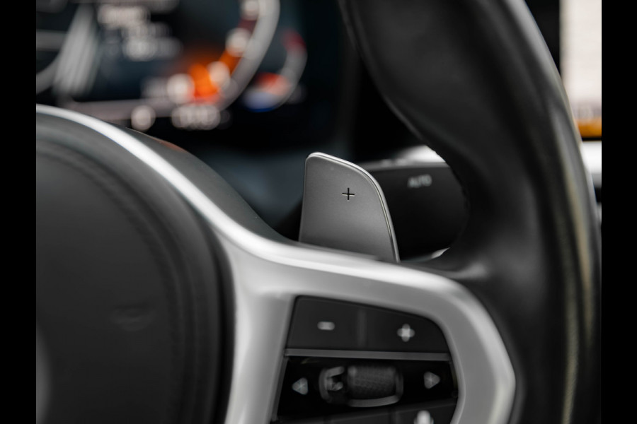 BMW 4 Serie Coupé M440i xDrive - Schuifdak - Parking Ass Plus - Active Cruise Control - Hifi