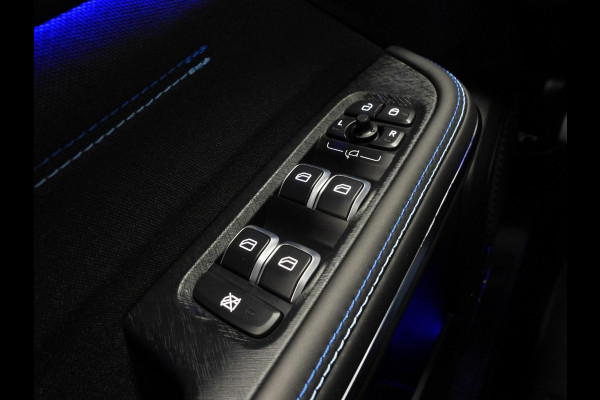 Lynk & Co 01 1.5 PHEV BlackLine ZW.HEMEL/360CAM/SCHUIFDAK/LED/20"LMV!