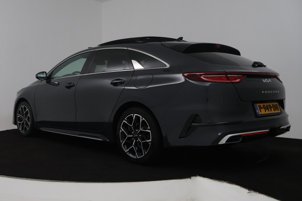 Kia ProCeed 1.5 T-GDi GT-Line (PANORAMADAK, CRUISE ADAPTIEF, STOEL/STUUR VERWARMING, ACHTERUITRIJCAMERA)