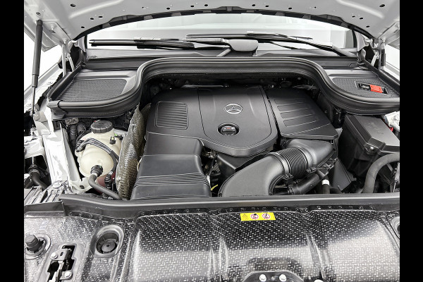 Mercedes-Benz GLE 400 e 4MATIC AMG Plug-In Hybride AMG Line | Night Pakket | Panoramadak | 	Head-up-Display | Trekhaak | AC en DC Laden | Distronic. Inclusief 24 maanden MB Certified garantie voor Europa.