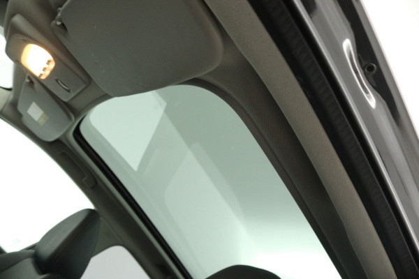 Nissan QASHQAI 1.2 Tekna + (PANORAMADAK, TREKHAAK, CAMERA, STOELVERWARMING, ELEKTR STOELEN, PARKEERSENSOREN)