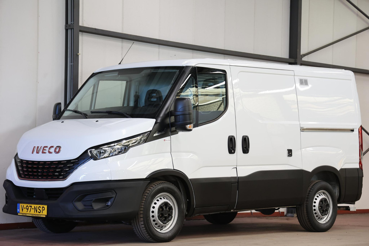 Iveco Daily 35S16V 2.3 L1H1 AUTOMAAT 160PK 3500KG TREKVERMOGEN