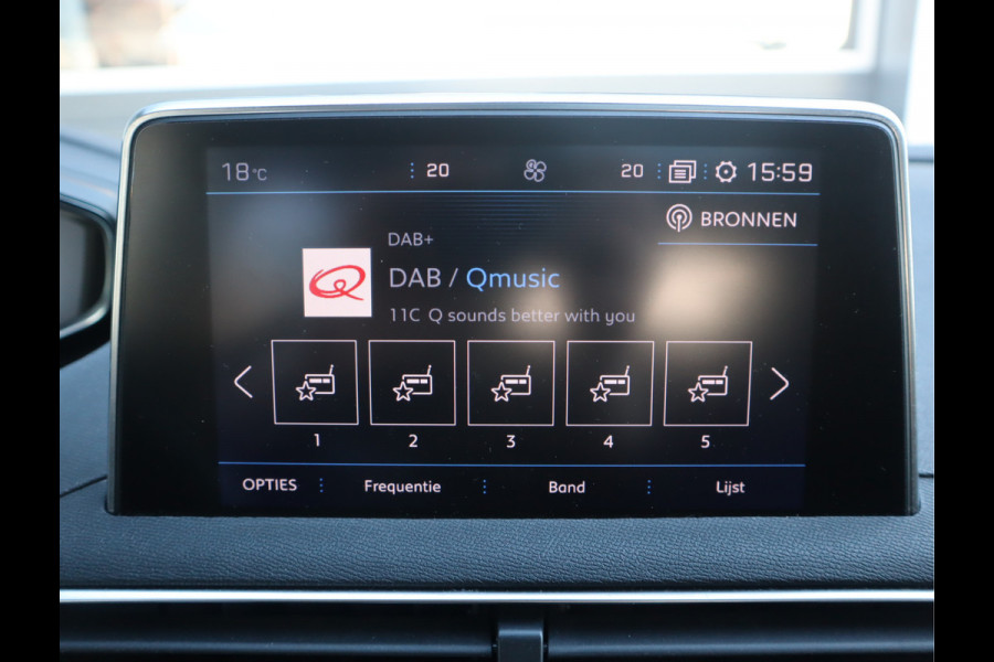 Peugeot 3008 1.2 PureTech Allure Nieuwe D-riem/ All-season banden/ Keurige auto