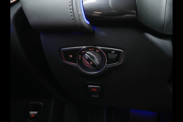 Mercedes-Benz EQC 400 4MATIC Business Solution Luxury 80 kWh {SOH-89%} (INCL.BTW) Aut.*LEATHER | FULL-LED | DISTRONIC | BLINDSPOT | HEATED-COMFORTSEATS | DIGI-WIDESCREEN | DAB+ | KEYLESS | AMBIENTLIGHT | NAVI-FULLMAP | ECC | PRIVACY-GLASS | PDC | 20''ALU*