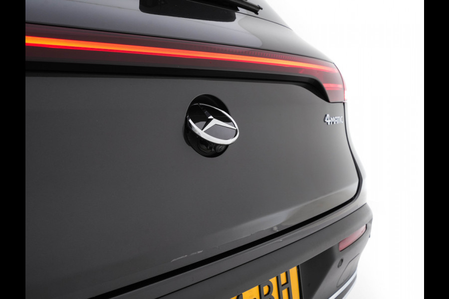 Mercedes-Benz EQC 400 4MATIC Business Solution Luxury 80 kWh {SOH-89%} (INCL.BTW) Aut.*LEATHER | FULL-LED | DISTRONIC | BLINDSPOT | HEATED-COMFORTSEATS | DIGI-WIDESCREEN | DAB+ | KEYLESS | AMBIENTLIGHT | NAVI-FULLMAP | ECC | PRIVACY-GLASS | PDC | 20''ALU*