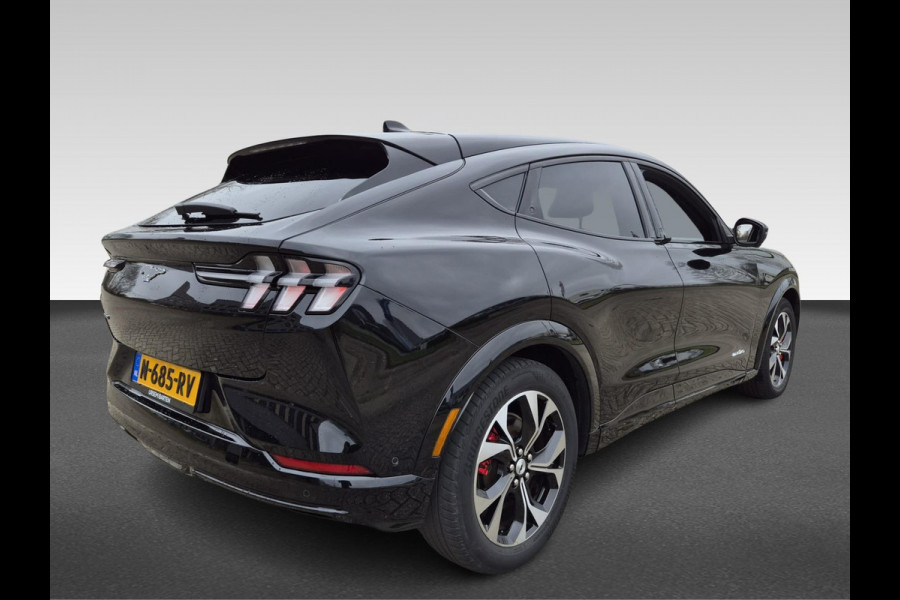 Ford Mustang Mach-E AWD 75 kWh