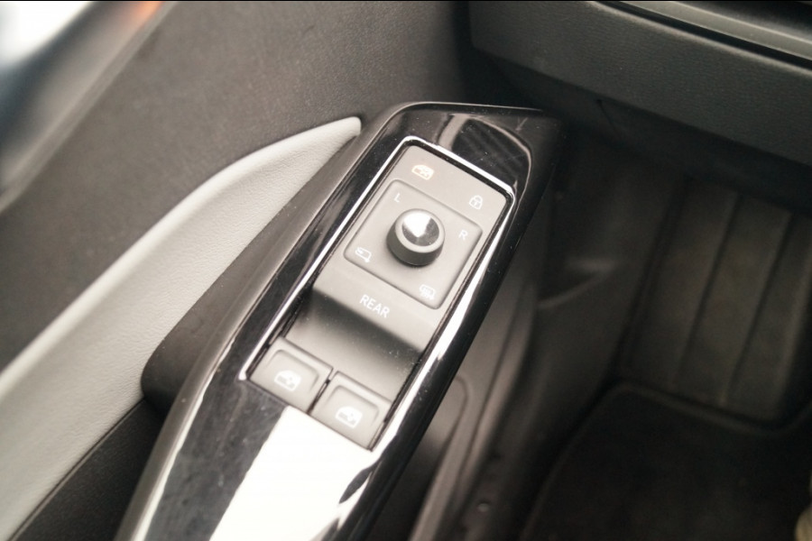 Volkswagen ID.3 First Plus 58kWh -SOH91%-NAVI-ECC-PDC-