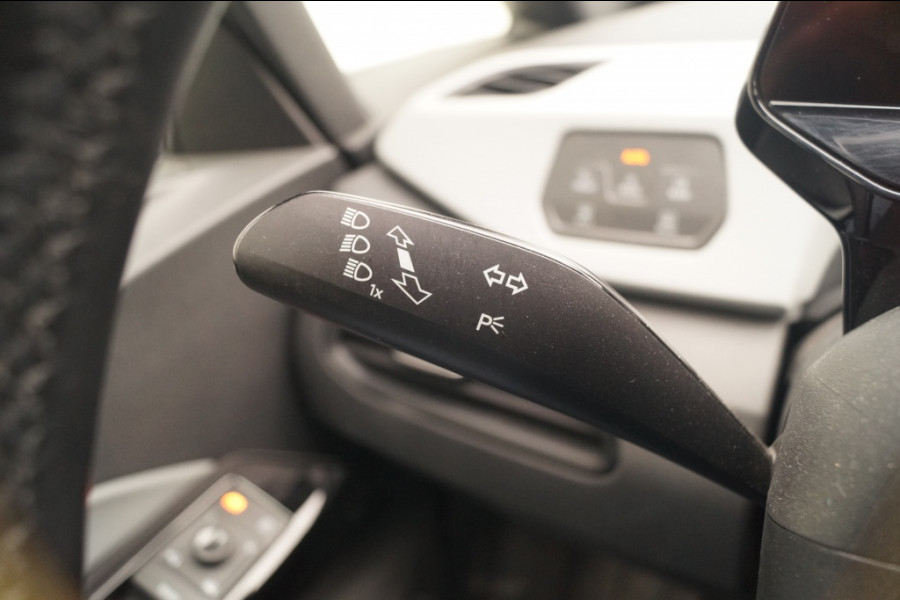 Volkswagen ID.3 First Plus 58kWh -SOH91%-NAVI-ECC-PDC-