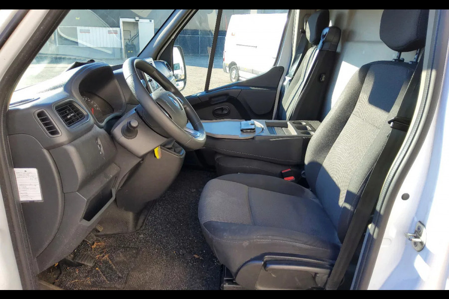 Renault Master 150 PK EURO 6 L3H2 GESLOTEN - VSF-75-F - DIVERSE SCHADES