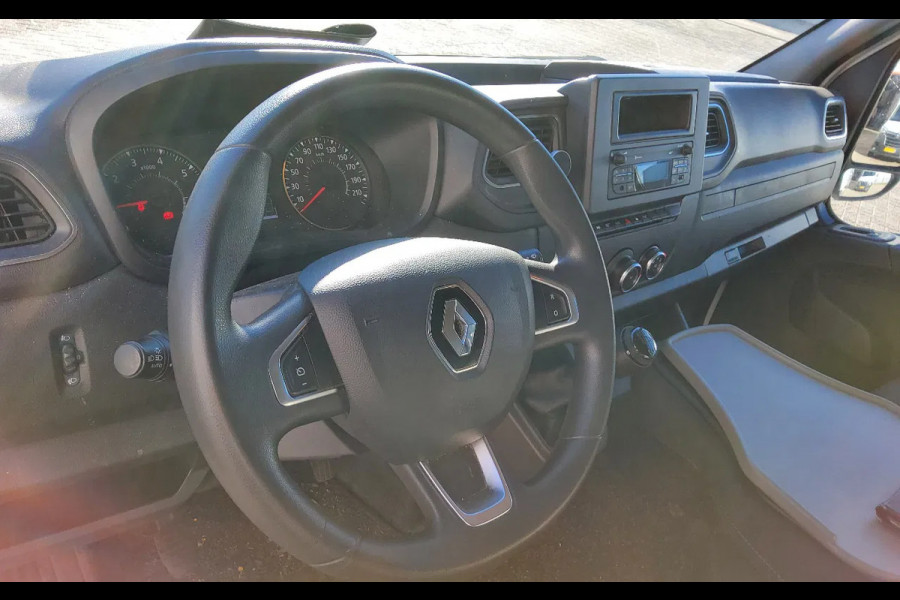 Renault Master 150 PK EURO 6 L3H2 GESLOTEN - VSF-75-F - DIVERSE SCHADES