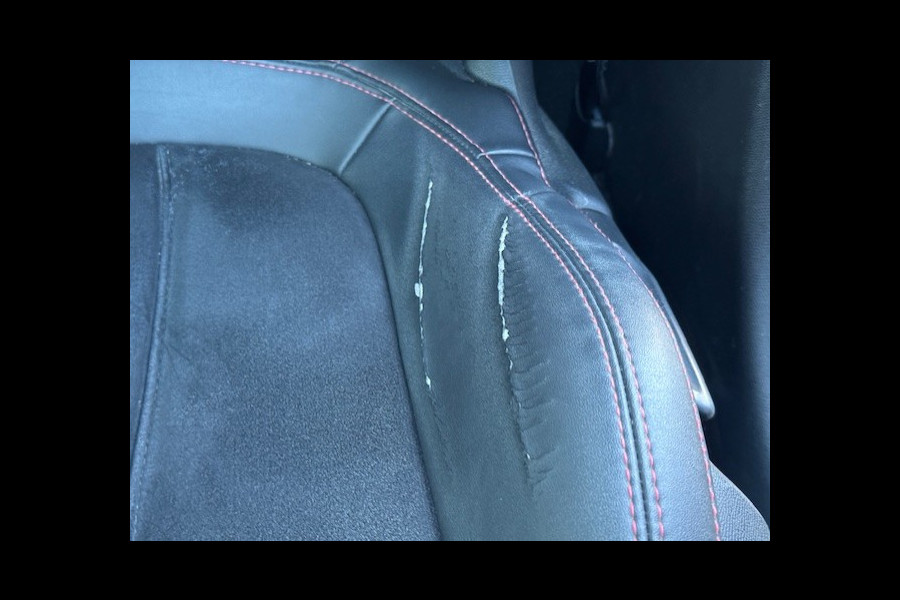 Peugeot 308 SW 1.2 GT-line - 1e eigenaar - Panorama dak -LED