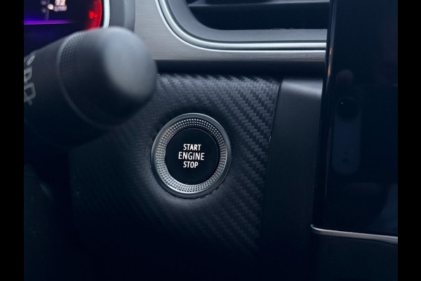 Renault Captur 1.3 TCe 140pk R.S. Line | Trekhaak | Camera | Virtual Cockpit | Sportstoelen | CarPlay