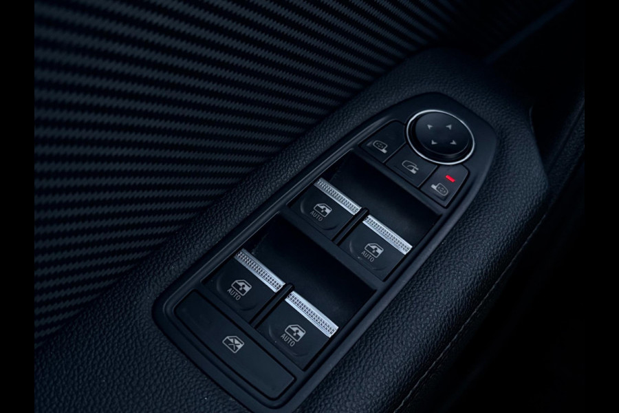 Renault Captur 1.3 TCe 140pk R.S. Line | Trekhaak | Camera | Virtual Cockpit | Sportstoelen | CarPlay