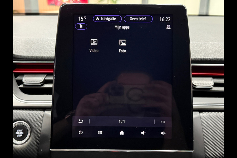 Renault Captur 1.3 TCe 140pk R.S. Line | Trekhaak | Camera | Virtual Cockpit | Sportstoelen | CarPlay