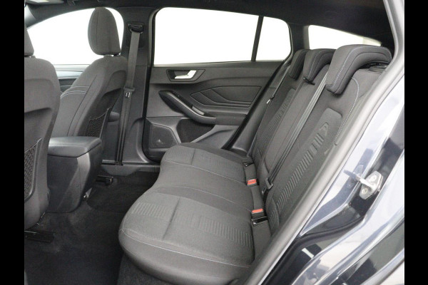Ford Focus 1.0 EcoBoost Hybrid Active X | Panoramadak | Head-Up | Stoelverwarming | Carplay | Camera | Navigatie | Keyless | Digital Cockpit | Stuurverwarming