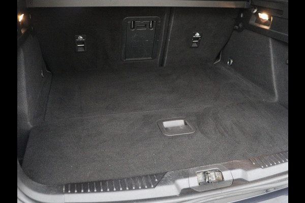 Ford Focus 1.0 EcoBoost Hybrid Active X | Panoramadak | Head-Up | Stoelverwarming | Carplay | Camera | Navigatie | Keyless | Digital Cockpit | Stuurverwarming