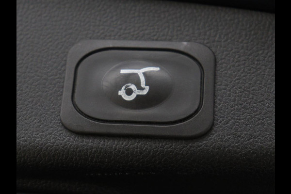 Ford Focus 1.0 EcoBoost Hybrid Active X | Panoramadak | Head-Up | Stoelverwarming | Carplay | Camera | Navigatie | Keyless | Digital Cockpit | Stuurverwarming