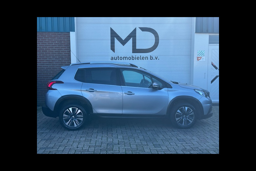 Peugeot 2008 1.2 GT-line - Panorama dak - Dealer onderhouden
