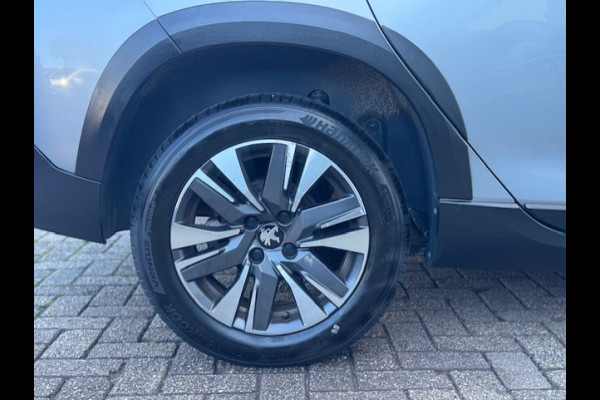 Peugeot 2008 1.2 GT-line - Panorama dak - Dealer onderhouden