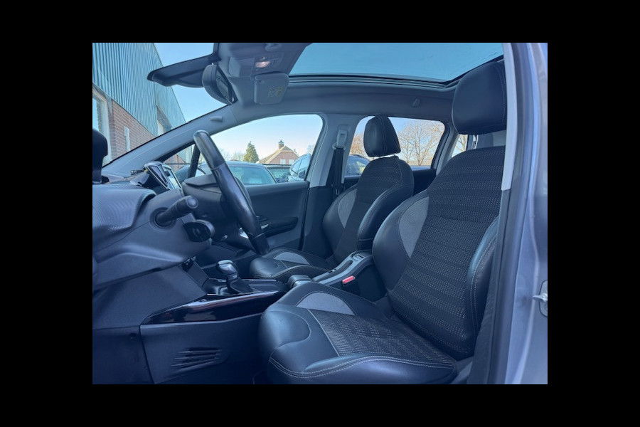 Peugeot 2008 1.2 GT-line - Panorama dak - Dealer onderhouden