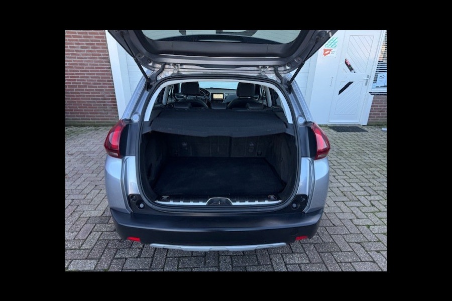 Peugeot 2008 1.2 GT-line - Panorama dak - Dealer onderhouden