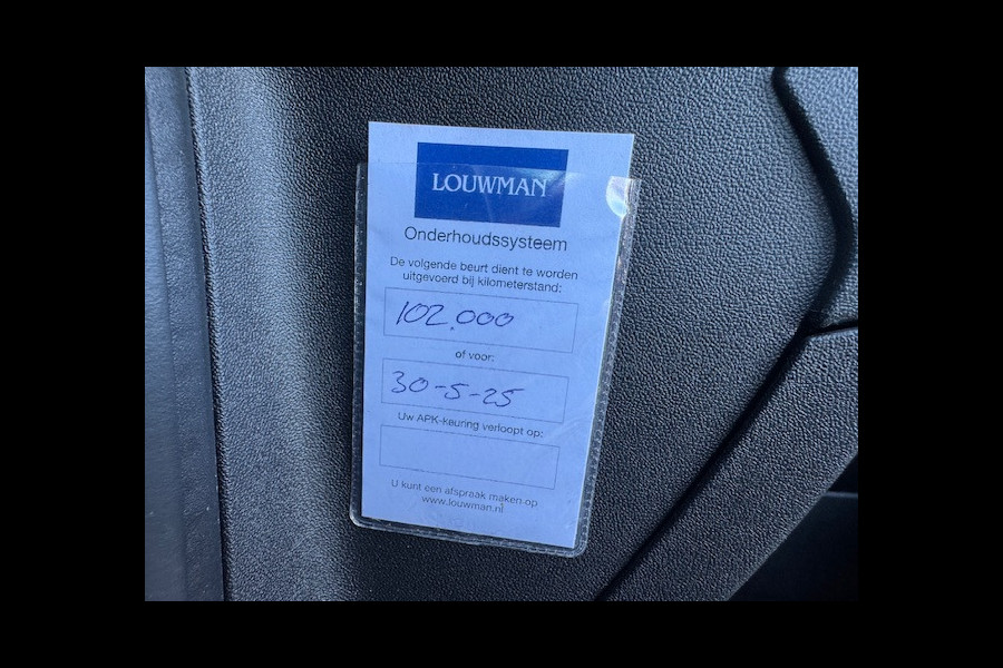 Peugeot 2008 1.2 GT-line - Panorama dak - Dealer onderhouden