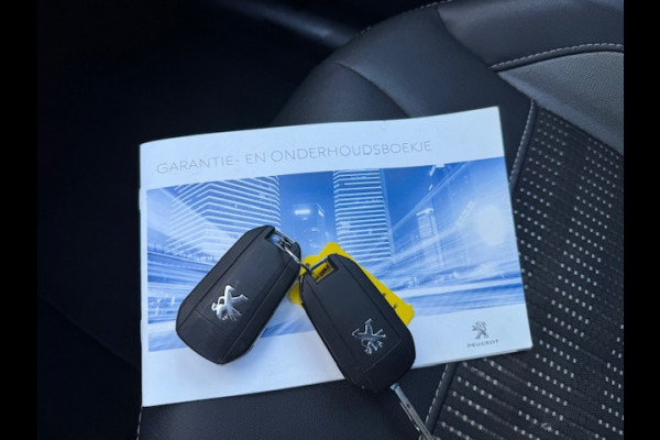Peugeot 2008 1.2 GT-line - Panorama dak - Dealer onderhouden