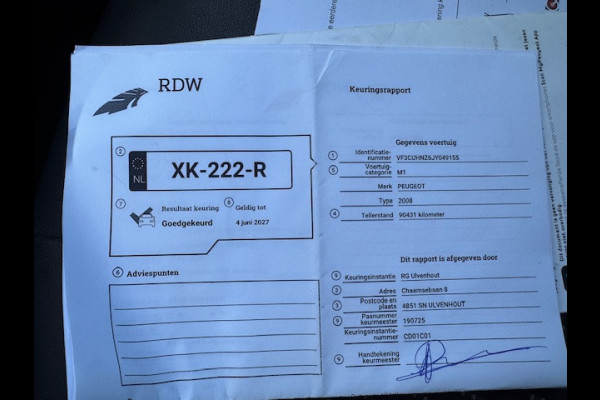 Peugeot 2008 1.2 GT-line - Panorama dak - Dealer onderhouden