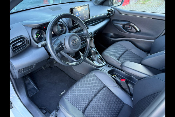 Toyota Yaris 1.5 Hybrid Executive - ToTone - Navi - Climate - Camera - Parkeerhulp