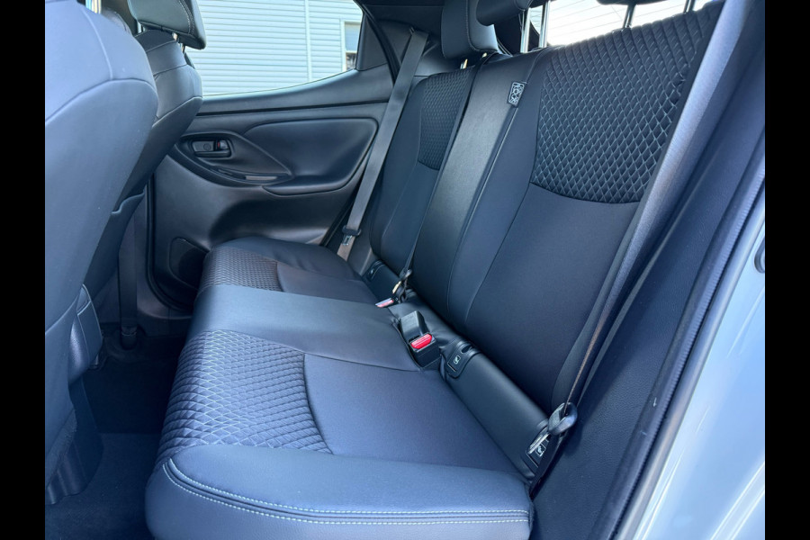 Toyota Yaris 1.5 Hybrid Executive - ToTone - Navi - Climate - Camera - Parkeerhulp