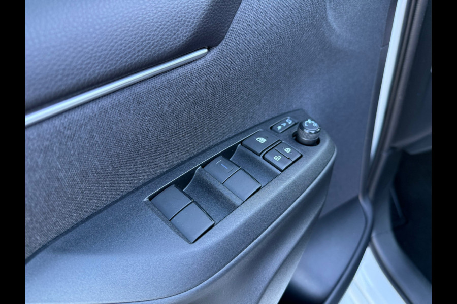 Toyota Yaris 1.5 Hybrid Executive - ToTone - Navi - Climate - Camera - Parkeerhulp