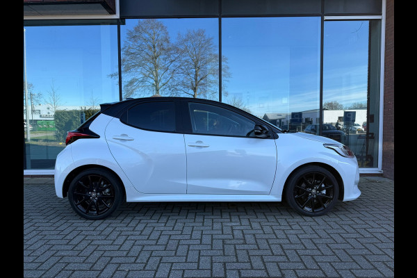 Toyota Yaris 1.5 Hybrid Executive - ToTone - Navi - Climate - Camera - Parkeerhulp