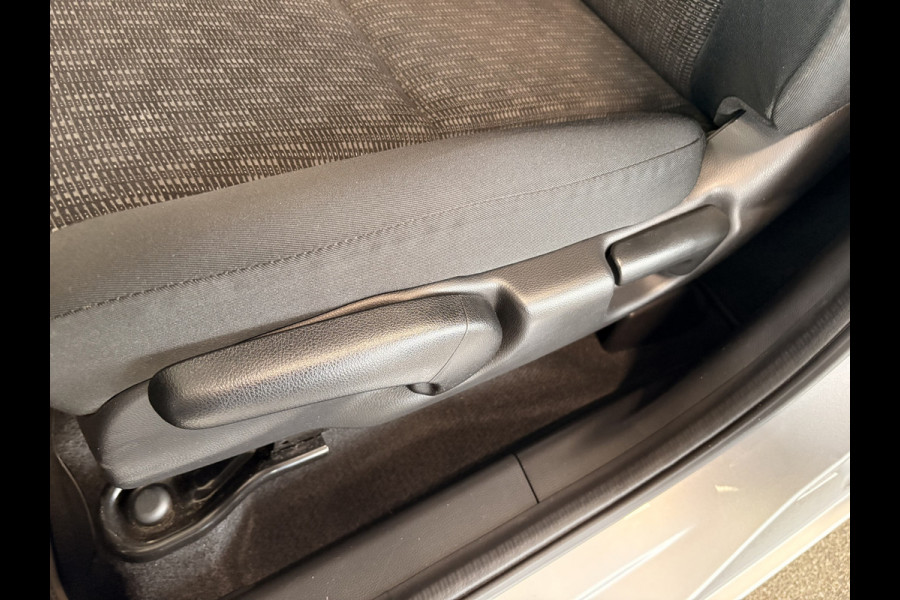 Honda Jazz 1.3 i-VTEC Comfort Automaat NAVI/CRUISE/AIRCO/DAB/PDC/TREKHAAK/STOELVERWARMING