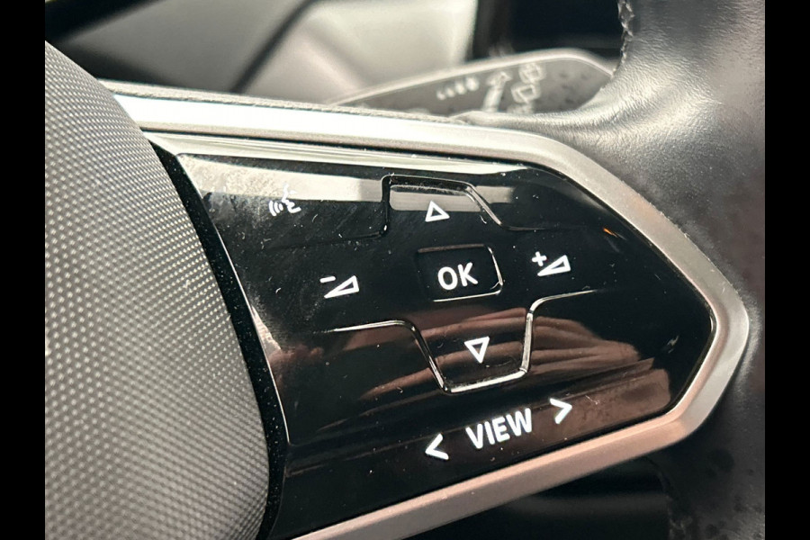 Volkswagen ID.4 First 77 kWh | SOH 93% | Trekhaak | Adaptieve/Cruise | Camera | Origineel NL