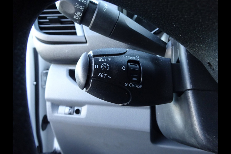 Peugeot Expert 226S 1.6 BlueHDI 95 Premium AIRCO NAVIGATIE 3 ZITTER