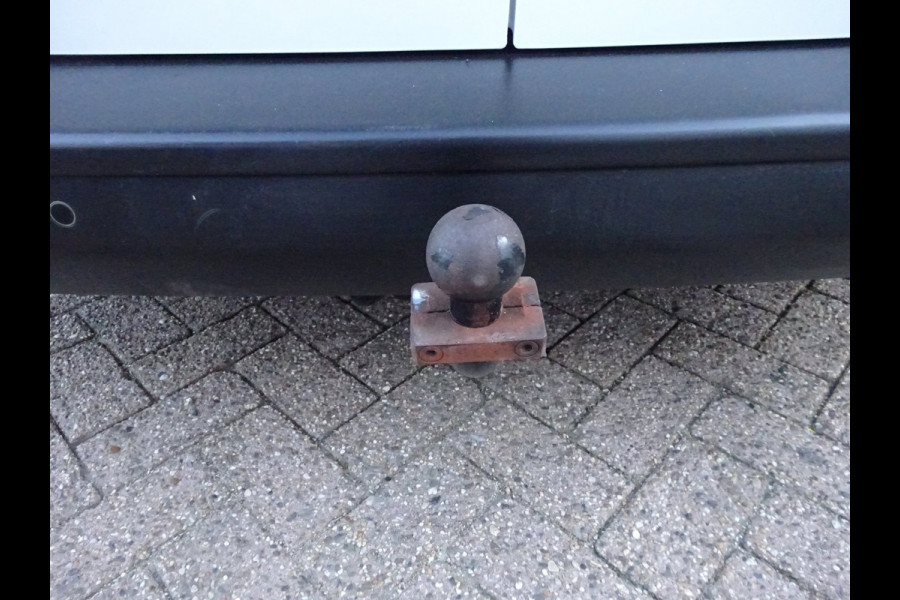 Peugeot Expert 226S 1.6 BlueHDI 95 Premium AIRCO NAVIGATIE 3 ZITTER