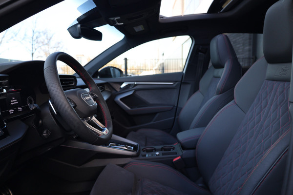 Audi A3 Sportback 45 TFSI e S edition Competition | BTW | S-LINE |  PANO | MATRIX | MASSAGE | MEMORY | CARBON |  KEYLESS | ELEK ACHTERKLEP |