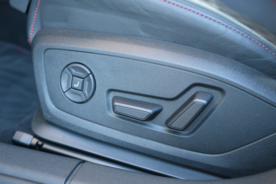 Audi A3 Sportback 45 TFSI e S edition Competition | BTW | S-LINE |  PANO | MATRIX | MASSAGE | MEMORY | CARBON |  KEYLESS | ELEK ACHTERKLEP |