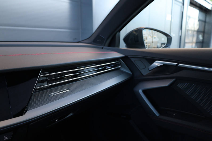 Audi A3 Sportback 45 TFSI e S edition Competition | BTW | S-LINE |  PANO | MATRIX | MASSAGE | MEMORY | CARBON |  KEYLESS | ELEK ACHTERKLEP |