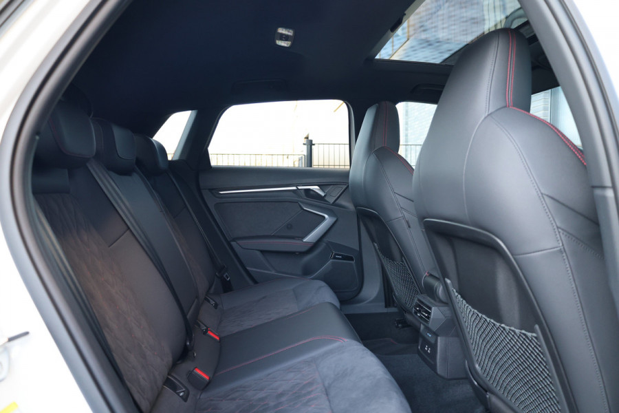 Audi A3 Sportback 45 TFSI e S edition Competition | BTW | S-LINE |  PANO | MATRIX | MASSAGE | MEMORY | CARBON |  KEYLESS | ELEK ACHTERKLEP |