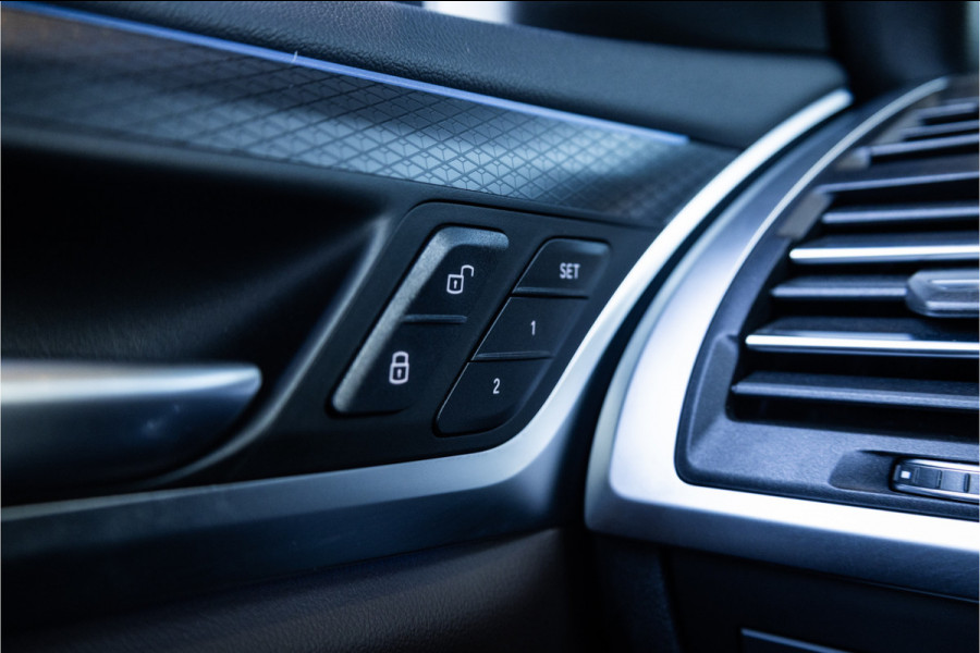 BMW X3 xDrive30e - M Sport | Panorama | Laser | Memory | 360 Camera
