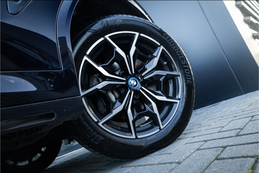 BMW X3 xDrive30e - M Sport | Panorama | Laser | Memory | 360 Camera