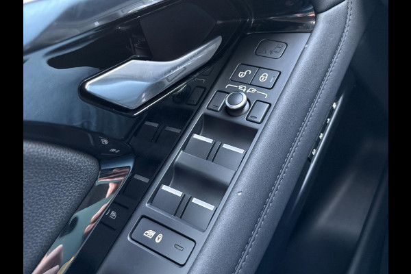 Land Rover Range Rover Evoque 1.5 P300e AWD R-Dynamic HSE | Cold Climate Pack | Memory Seats | Camera | Dealer onderhouden | Leder | Navigatie |