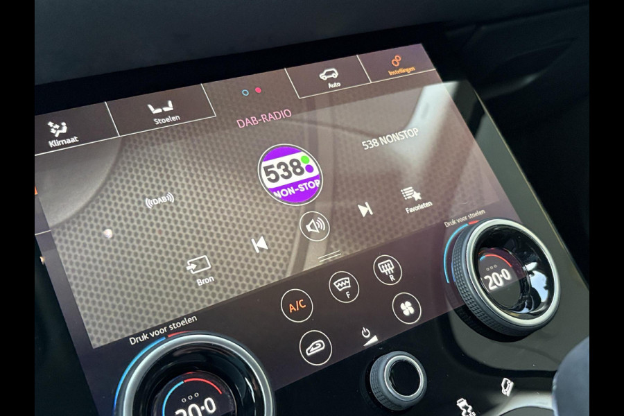 Land Rover Range Rover Evoque 1.5 P300e AWD R-Dynamic HSE | Cold Climate Pack | Memory Seats | Camera | Dealer onderhouden | Leder | Navigatie |